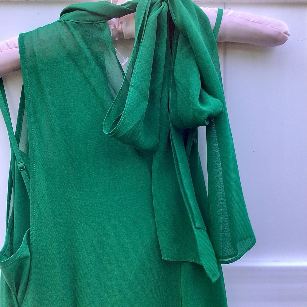 100% Silk Club Monaco Incredible Dress - Picture 2 of 14